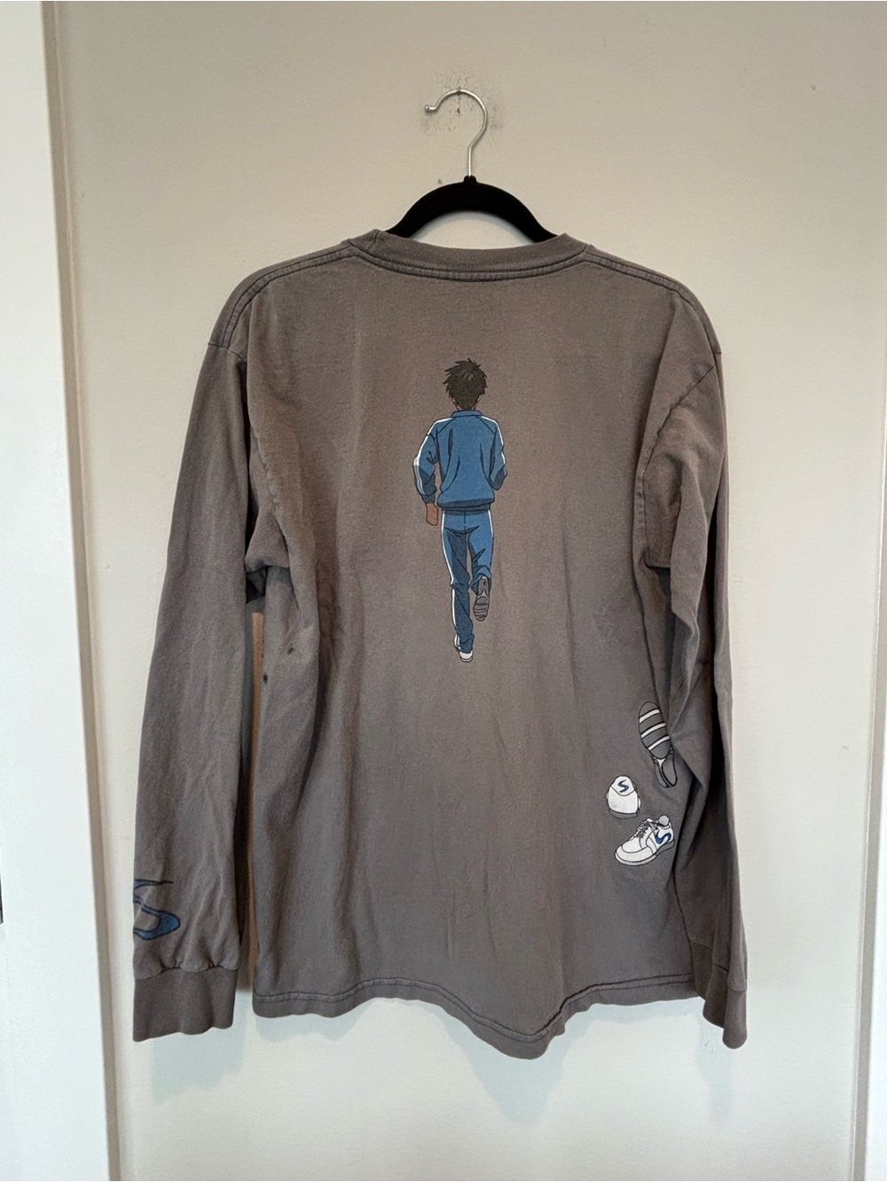 Men's BAIT Gray Long-Sleeve Graphic Tee - Picture 2 of 8